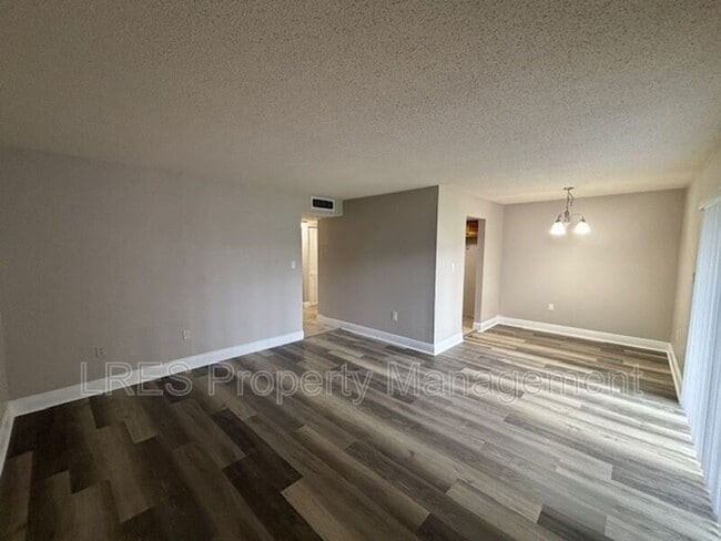 Foto del edificio - 4703 S Texas Ave