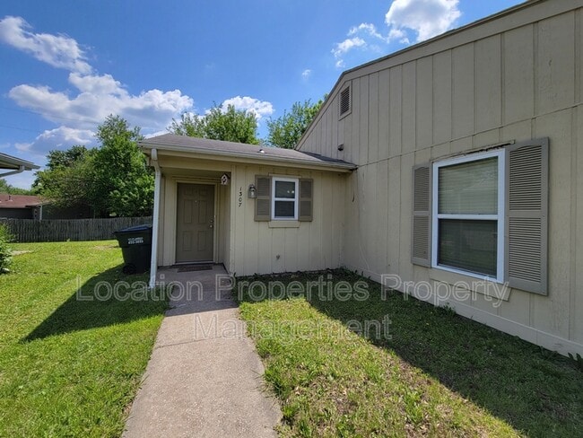 Building Photo - 1307 E 25th Terrace
