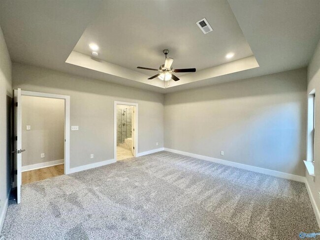 Foto del edificio - 6103 Ruby Grace Cir SE