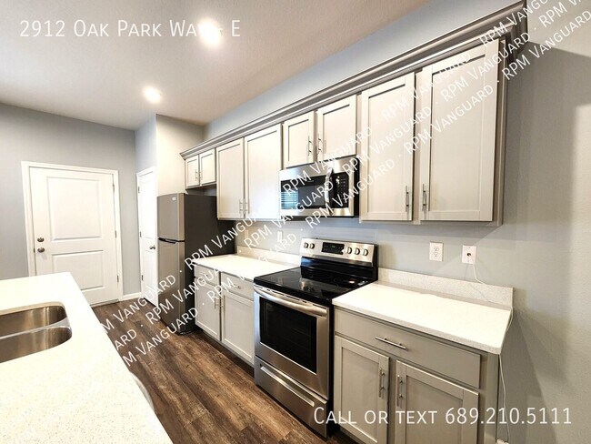 Foto del edificio - 2912 Oak Park Way
