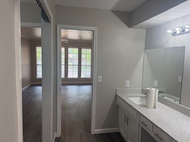 Foto del edificio - 2209 Woodcreek