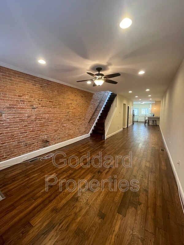Building Photo - 617 E Fort Ave
