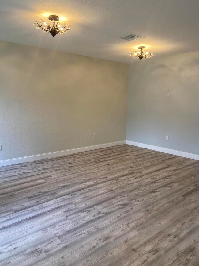 Foto del edificio - 8275 SW 27th St