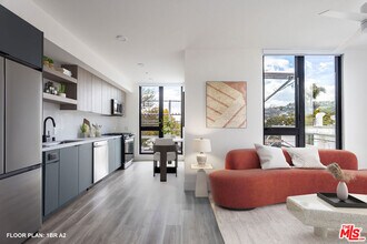 Building Photo - 7617 Santa Monica Blvd