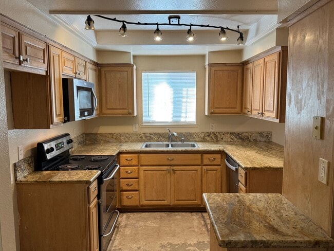Building Photo - 7544 Cottontree Way