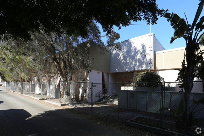 Building Photo - Mission Beach Residences