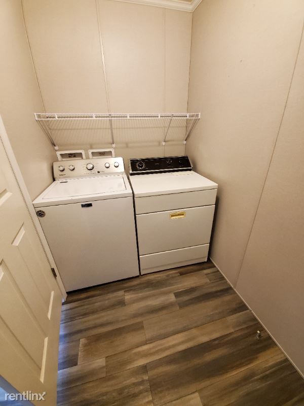 Primary Photo - 2 br, 2 bath Mobile Home - 3701 2nd St