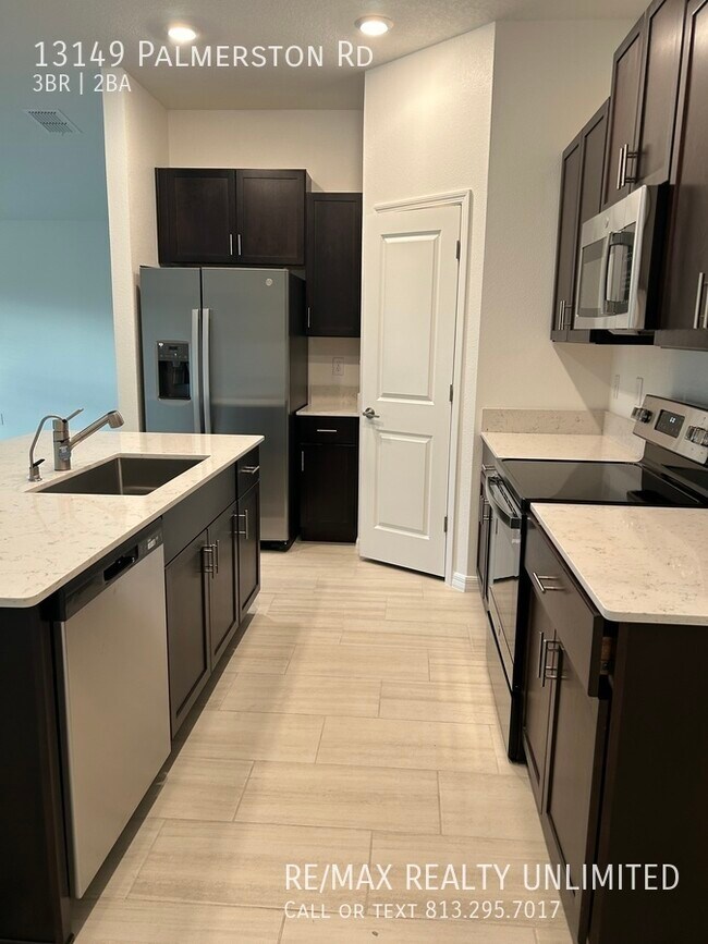 Building Photo - 13149 Palmerston Rd Riverview FL 33579