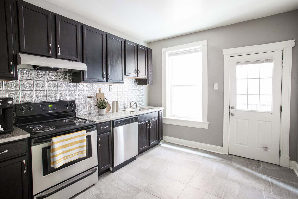 Kitchen - Vandy House