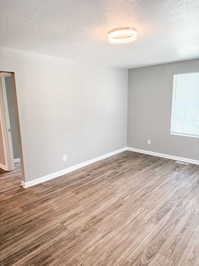 Foto del edificio - 4033 Ivy Ave