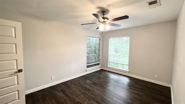 Building Photo - 6205 Hyside Dr