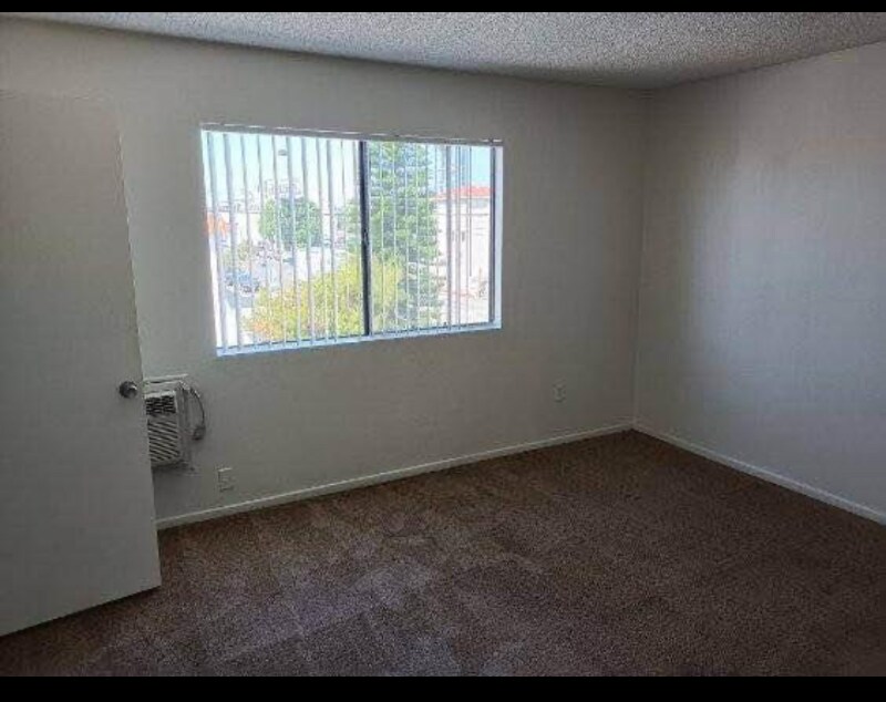633 Broad Ave Unit 19, Los Angeles, CA 90744 Room for Rent in Los