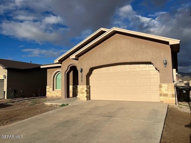 Building Photo - 2820 San Gabriel Dr