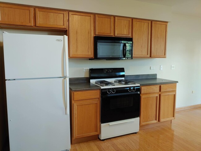 Foto del edificio - 54 Rolling Oaks Rd