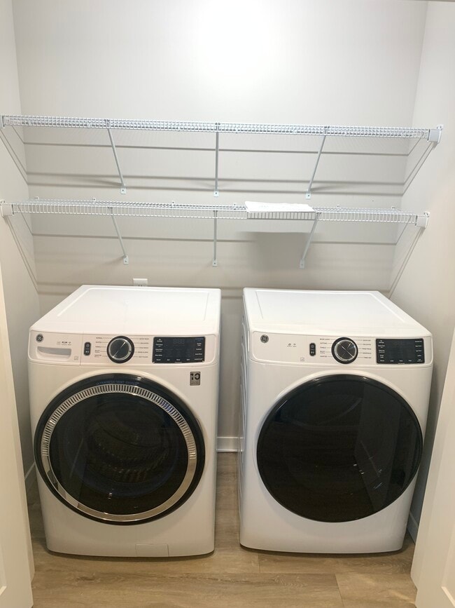 Lrg or Compact Laundries in Apt - The Summit Residences