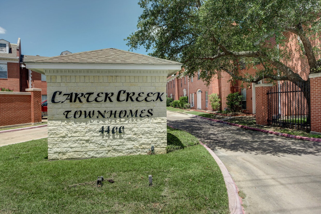 Carter Creek Townhomes - Carter Creek Townhomes