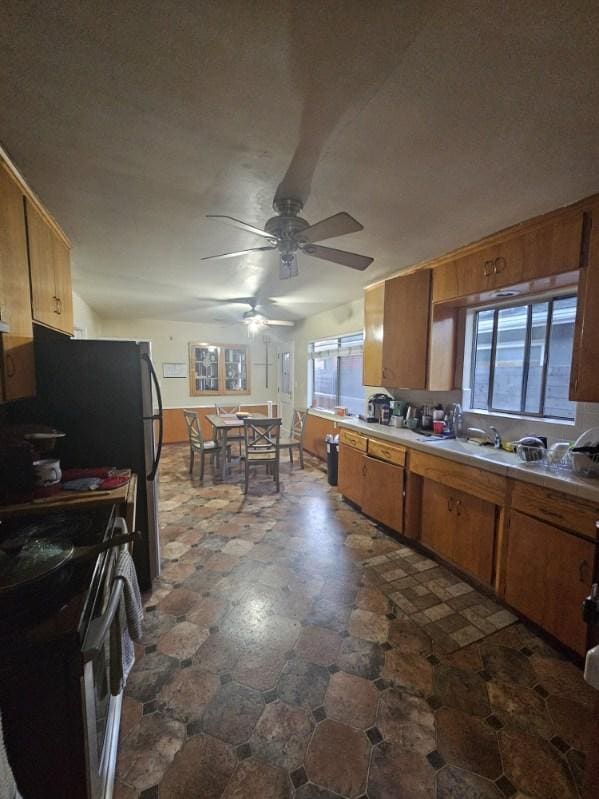 Building Photo - 4605 Seminole Dr