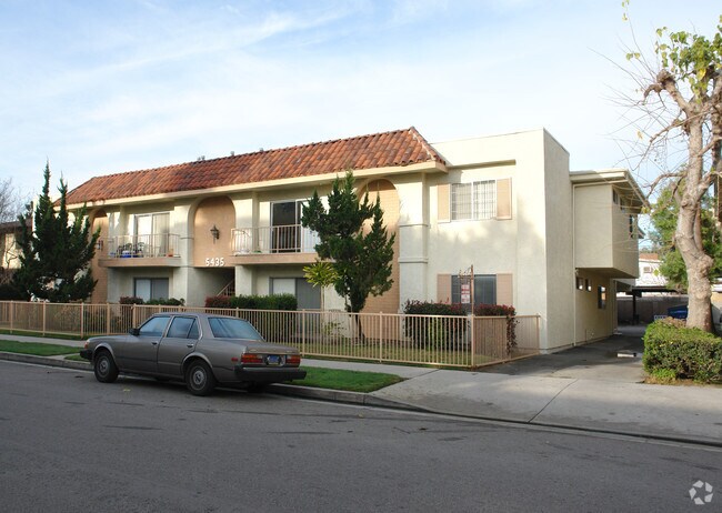 Foto del edificio - 5435 Bellingham Ave