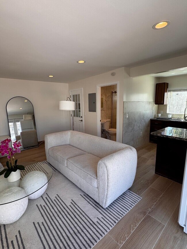 Foto del edificio - 470 S Hamel Rd