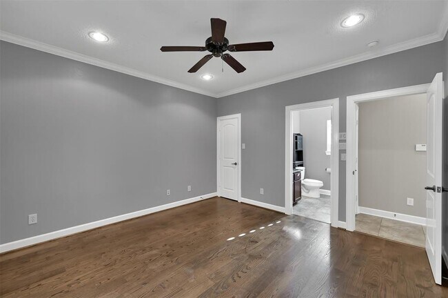 Building Photo - 3324 Chenevert St