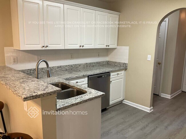 Building Photo - 213 Towler Dr