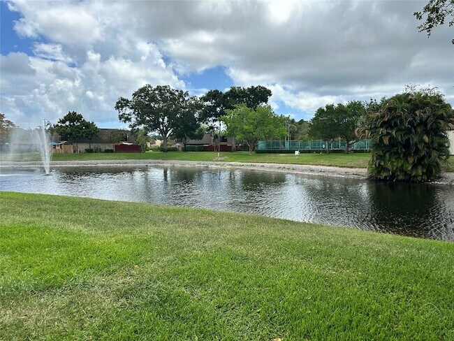 Foto del edificio - 2903 SW 22nd Cir