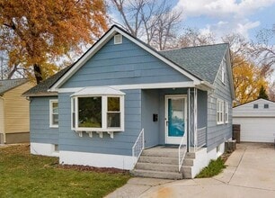 Building Photo - 1716 Avenue F