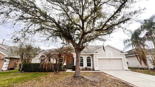 Foto del edificio - Spacious 4BR Home in Winter Springs | 2,874 Sq Ft | Pet-Friendly | Near Park & Playground