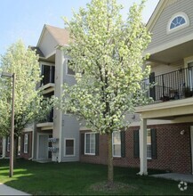 Building Photo - 14208 Pinehurst Ln