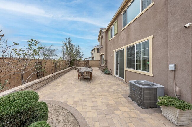 Foto del edificio - 8485 Kingman Ct