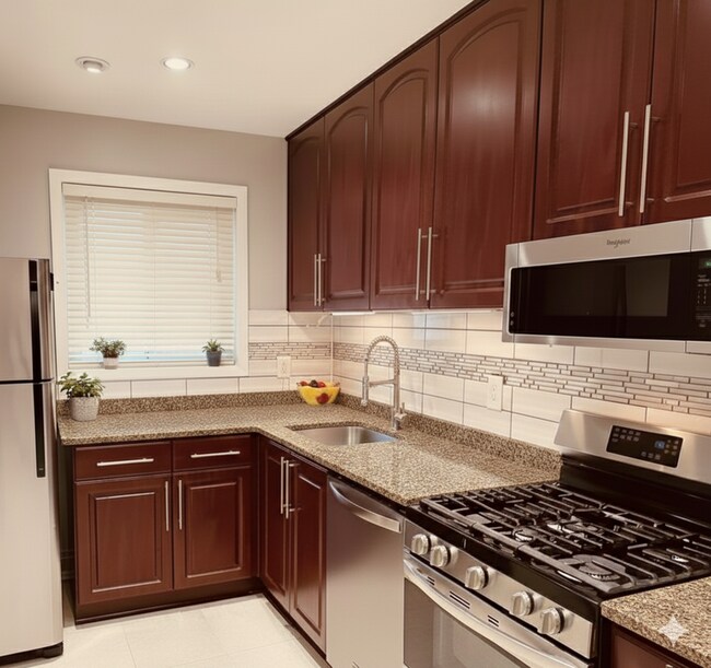 Foto del edificio - 903 Summit North Dr NE