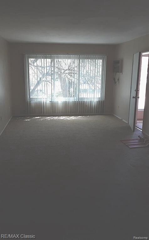 Foto del edificio - 25545 Lahser Rd