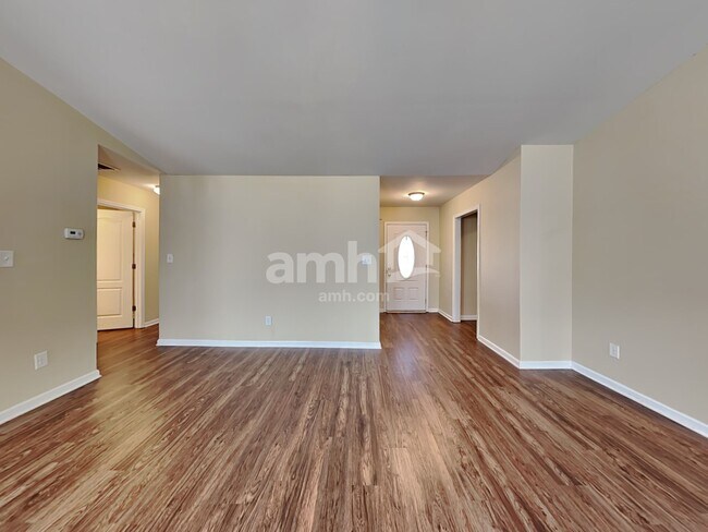Building Photo - 416 Joneshaven Drive