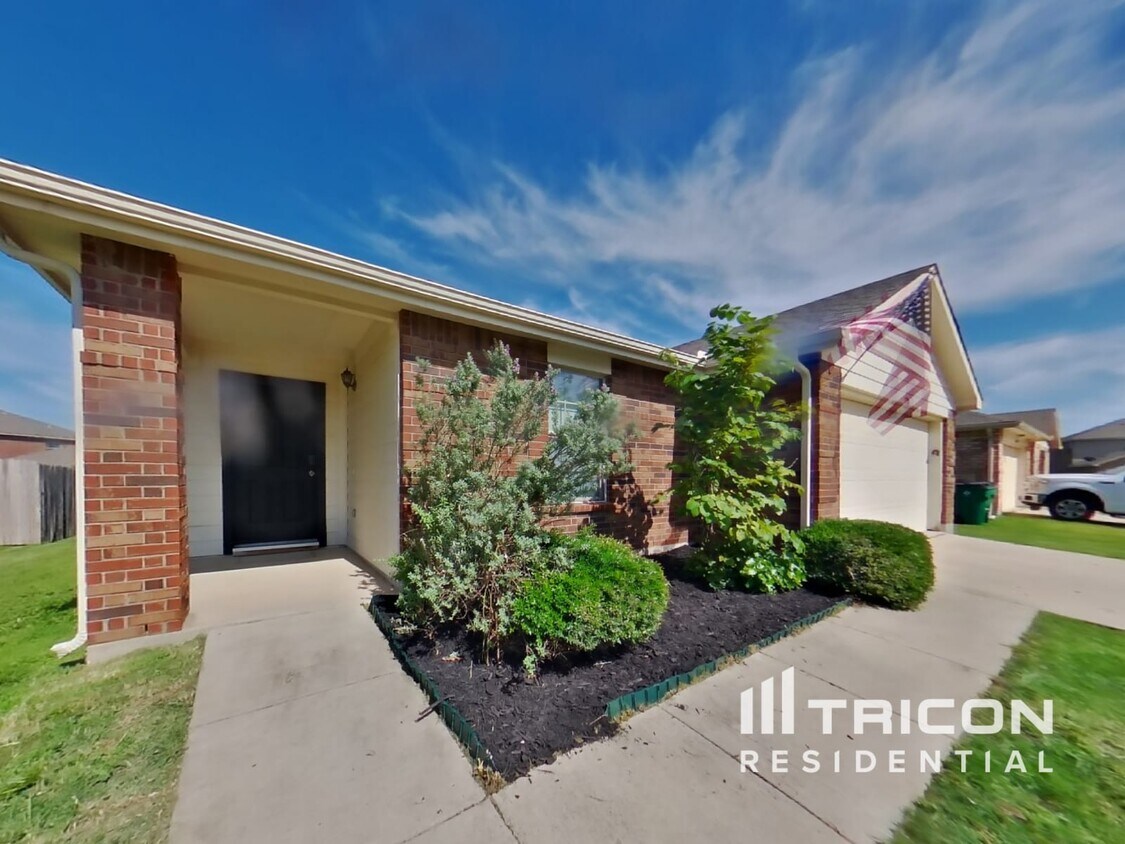 Foto principal - 12508 Nicholas Place