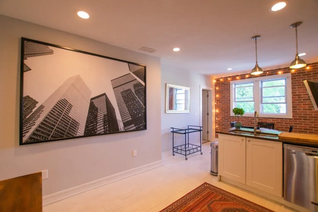 Foto del edificio - 2732 S Bonfield St