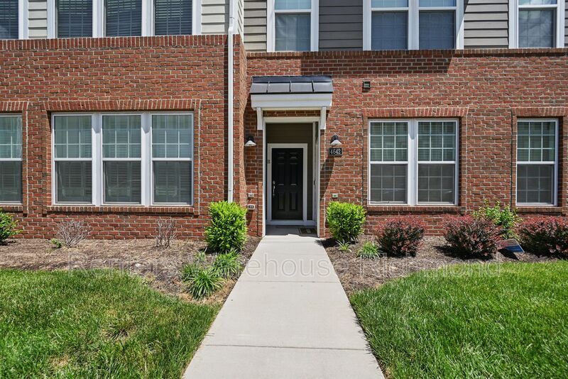 Foto principal - 4642 Wistar Creek Dr