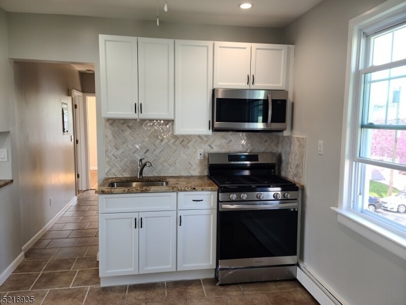 15 James Pl Unit 2, Lodi, NJ 07644 Room for Rent in Lodi, NJ