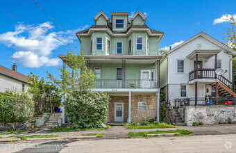 Building Photo - 519 Cherry St
