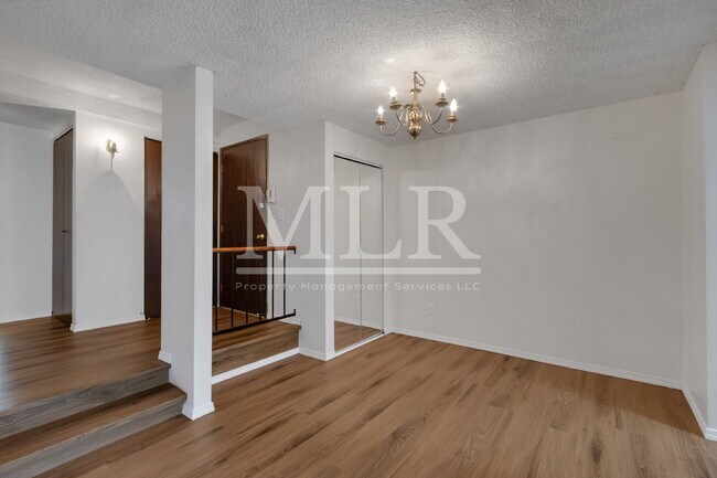Building Photo - Peaceful 2 bed 2 bath condo
