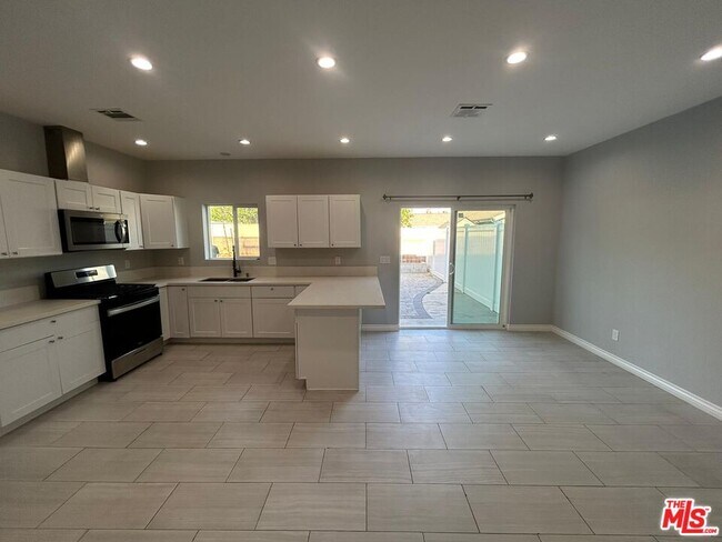 Building Photo - 14659 Novice St