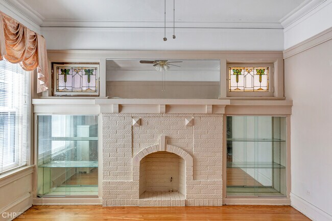 Foto del edificio - 6528 N Bosworth Ave