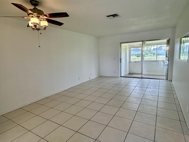 Building Photo - 2895 Crosley Dr W