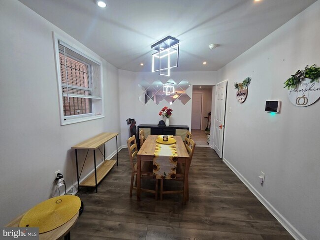 Foto del edificio - 457 N Edgewood St