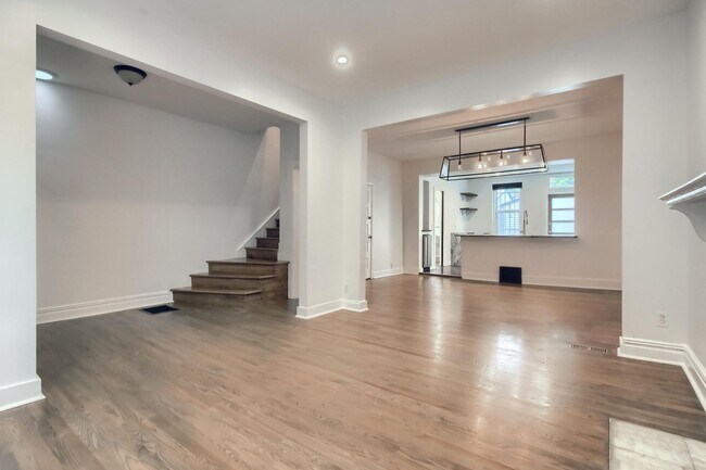 Foto del edificio - 3 Bedroom 2 bath Duplex in Denver