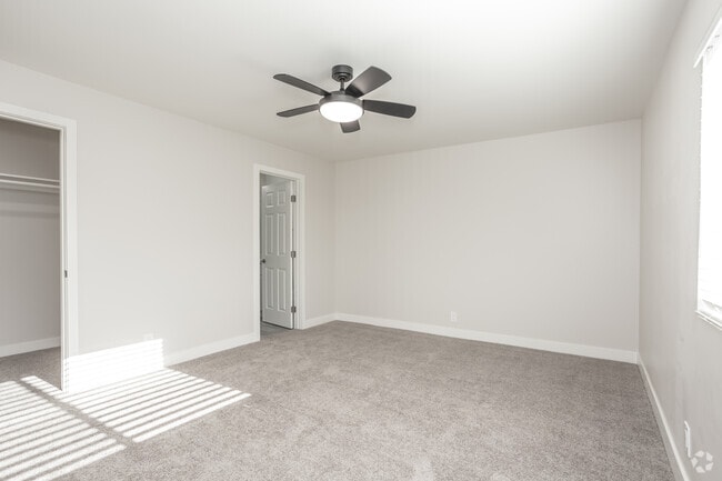 2BR, 2BA - 1,200SF - First Bedroom - Fairway Villas Apartment Homes