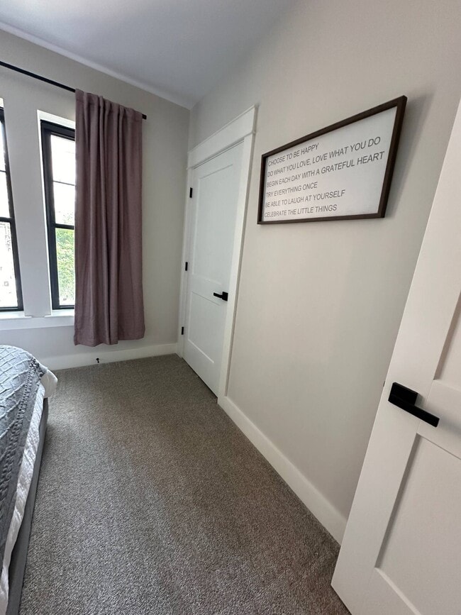 Building Photo - 58 South St