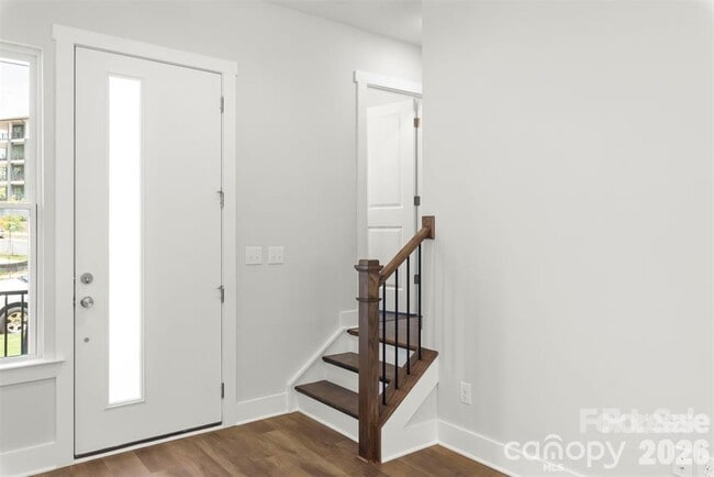 Building Photo - 417 Prine Pl