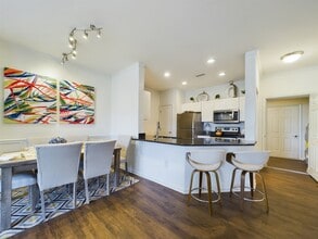 Building Photo - Botanica Cottages