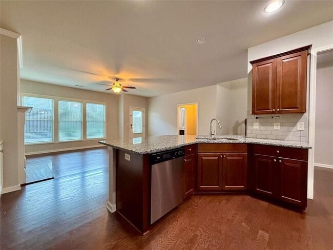 Building Photo - 5115 Breezewood Cir