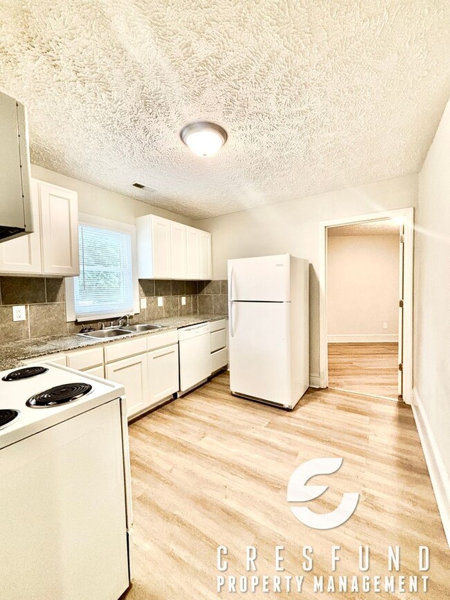 Foto del edificio - Adorable 2BR in Haymount! AVAILABLE NOW!